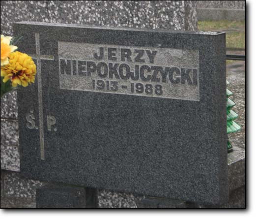Otwock Grob Jerzego Niepokojczyckiego